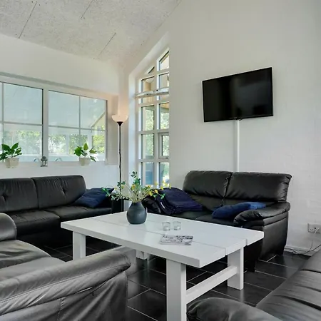 Aimy - 350m From The Sea By Interhome Nyaraló *